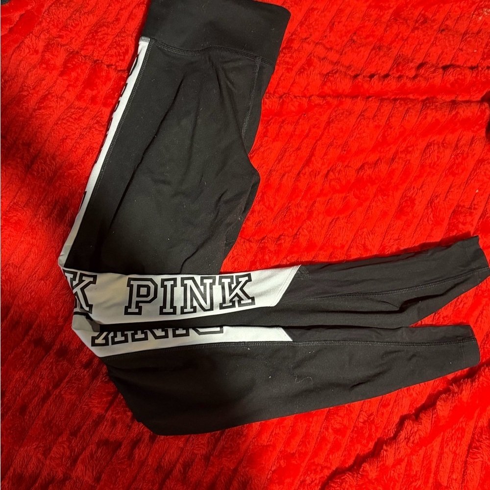 Victoria's Secret PINK Ultimate Yoga Leggings with Mesh and Side Logo Stripe - Picture 1 of 4
